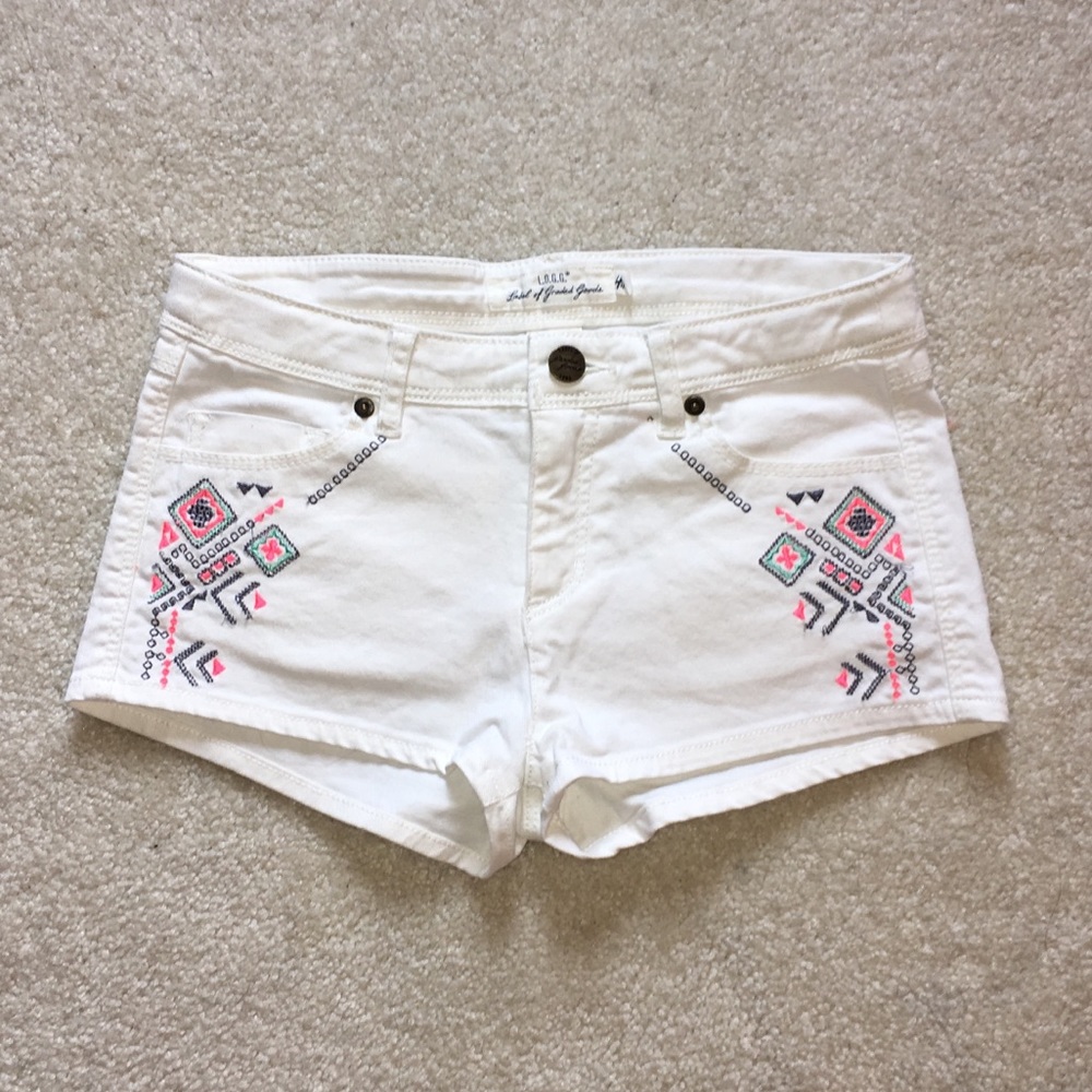H&M Girls Embroidered Shorts
